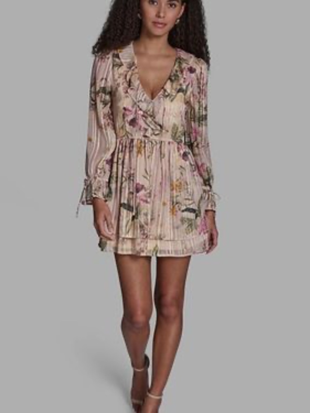 BCBG Women's Floral Ruffled V-Neck Short Shift Dress